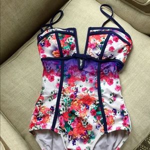 Nanette Lepore One Piece Swimsuit Size Small
